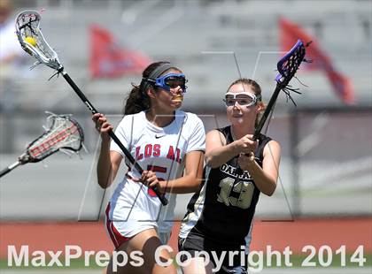 Thumbnail 2 in Oak Park vs Los Alamitos ( Southern Final) photogallery.