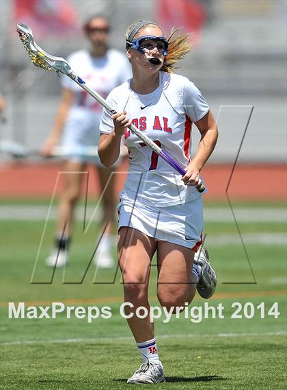 Thumbnail 3 in Oak Park vs Los Alamitos ( Southern Final) photogallery.