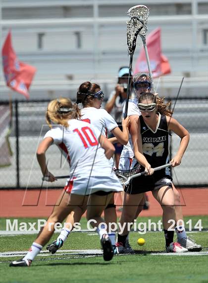 Thumbnail 1 in Oak Park vs Los Alamitos ( Southern Final) photogallery.