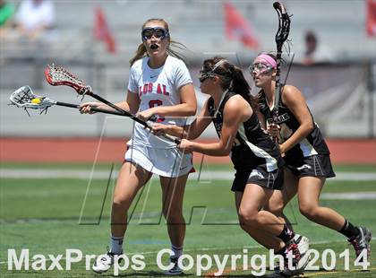 Thumbnail 3 in Oak Park vs Los Alamitos ( Southern Final) photogallery.