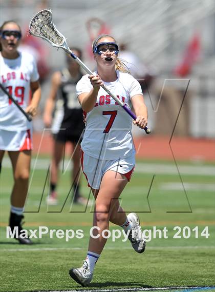 Thumbnail 3 in Oak Park vs Los Alamitos ( Southern Final) photogallery.