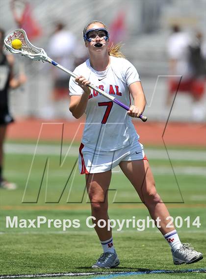 Thumbnail 1 in Oak Park vs Los Alamitos ( Southern Final) photogallery.