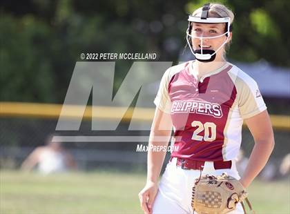 Thumbnail 2 in Newburyport vs Pentucket Regional photogallery.