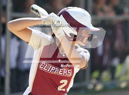 Thumbnail 2 in Newburyport vs Pentucket Regional photogallery.