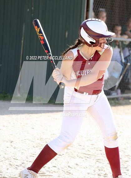 Thumbnail 2 in Newburyport vs Pentucket Regional photogallery.