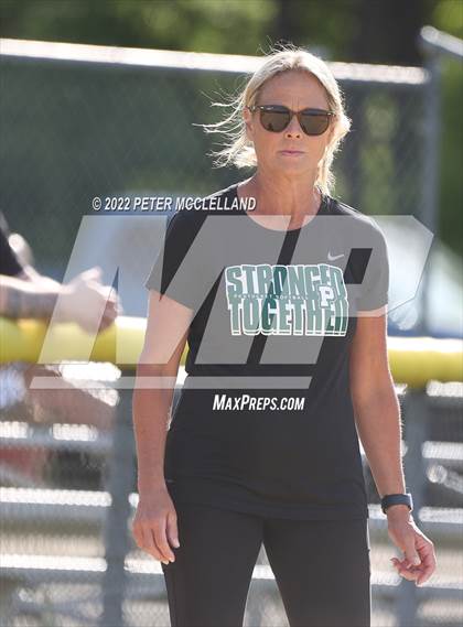 Thumbnail 3 in Newburyport vs Pentucket Regional photogallery.