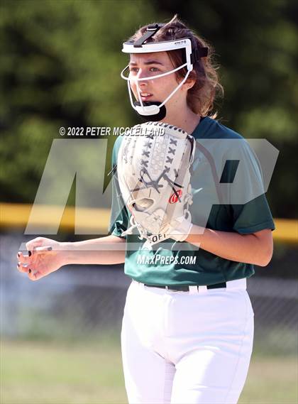 Thumbnail 3 in Newburyport vs Pentucket Regional photogallery.