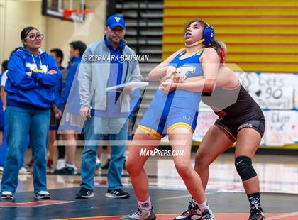 Thumbnail 2 in Valencia @ Segerstrom photogallery.