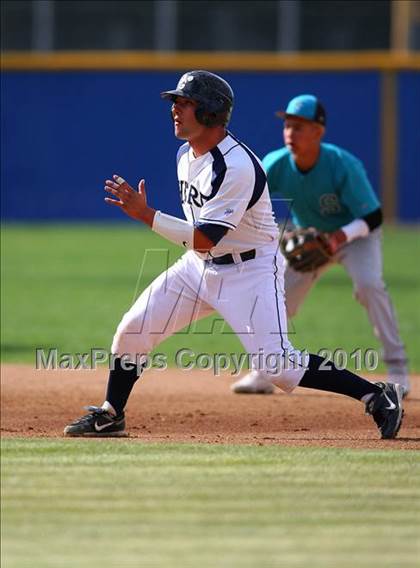 Thumbnail 2 in Elk Grove vs. Sheldon (CIF SJS D1 Playoffs) photogallery.