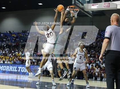 Thumbnail 1 in Morrilton vs. Little Rock Mills (AAA 4A State Final) photogallery.