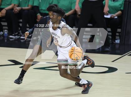 Thumbnail 1 in Morrilton vs. Little Rock Mills (AAA 4A State Final) photogallery.