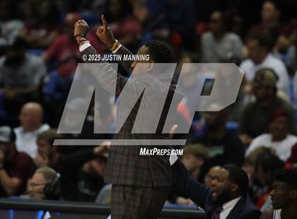 Thumbnail 3 in Morrilton vs. Little Rock Mills (AAA 4A State Final) photogallery.