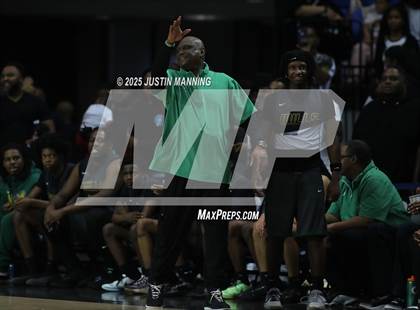 Thumbnail 1 in Morrilton vs. Little Rock Mills (AAA 4A State Final) photogallery.