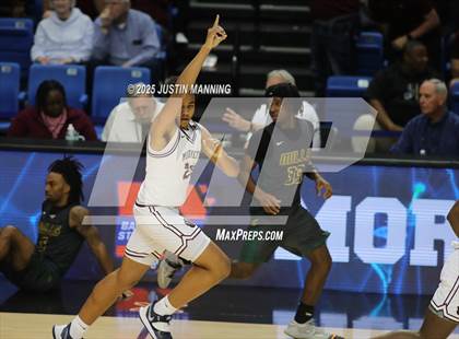 Thumbnail 2 in Morrilton vs. Little Rock Mills (AAA 4A State Final) photogallery.