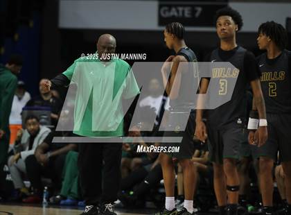 Thumbnail 3 in Morrilton vs. Little Rock Mills (AAA 4A State Final) photogallery.