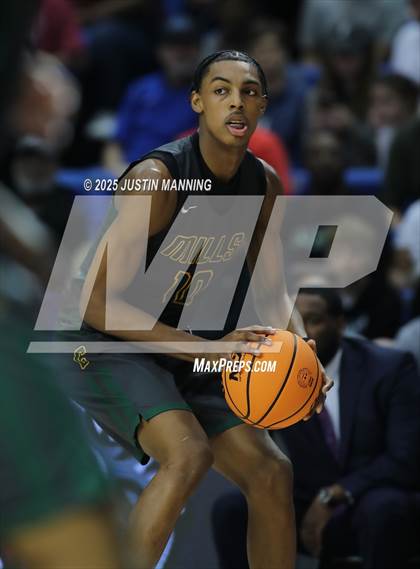 Thumbnail 3 in Morrilton vs. Little Rock Mills (AAA 4A State Final) photogallery.
