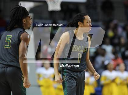 Thumbnail 2 in Morrilton vs. Little Rock Mills (AAA 4A State Final) photogallery.