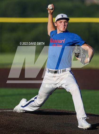 Thumbnail 1 in Metro Sports KC All-Star Showcase photogallery.