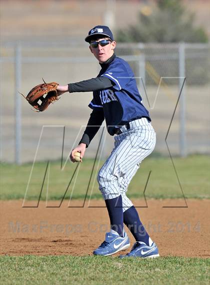 Thumbnail 1 in Valley View vs. Lone Star (Bells Tournament) photogallery.