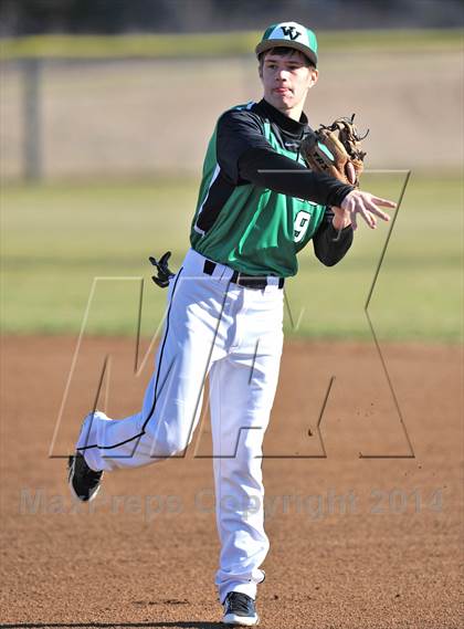 Thumbnail 2 in Valley View vs. Lone Star (Bells Tournament) photogallery.