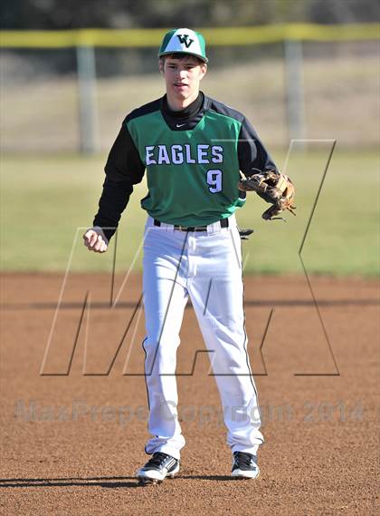 Thumbnail 2 in Valley View vs. Lone Star (Bells Tournament) photogallery.