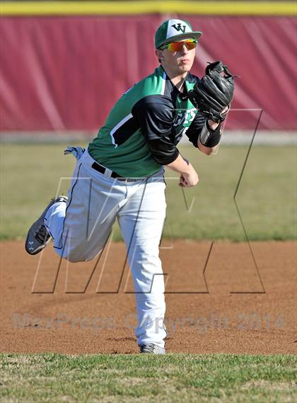 Thumbnail 1 in Valley View vs. Lone Star (Bells Tournament) photogallery.
