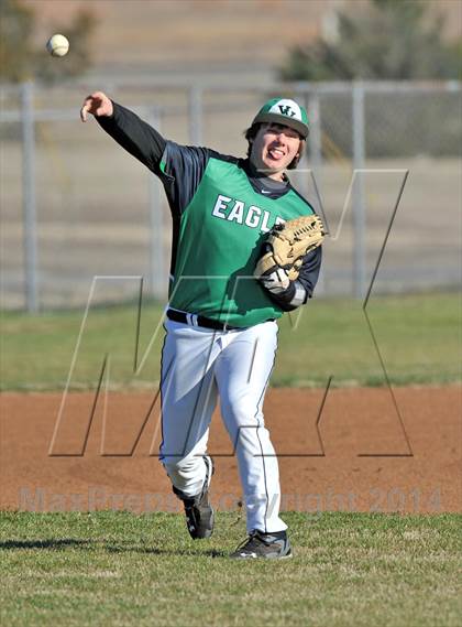 Thumbnail 1 in Valley View vs. Lone Star (Bells Tournament) photogallery.
