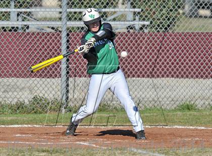 Thumbnail 1 in Valley View vs. Lone Star (Bells Tournament) photogallery.