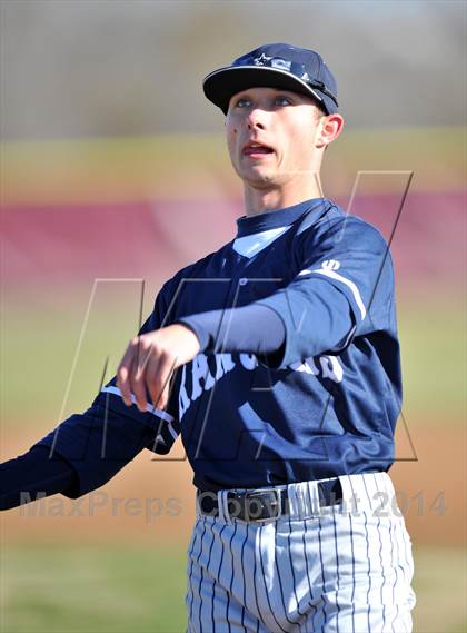Thumbnail 1 in Valley View vs. Lone Star (Bells Tournament) photogallery.