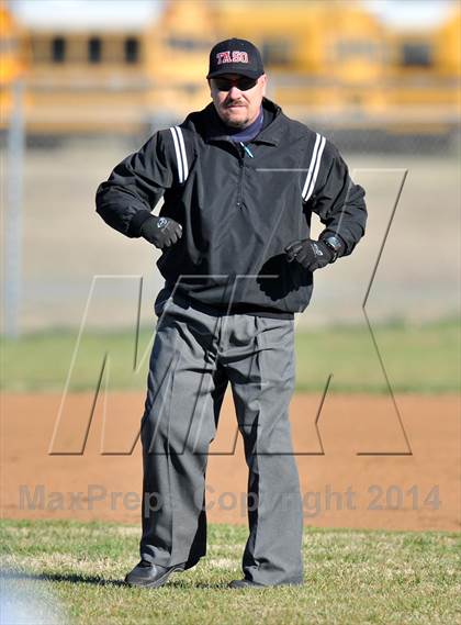 Thumbnail 3 in Valley View vs. Lone Star (Bells Tournament) photogallery.