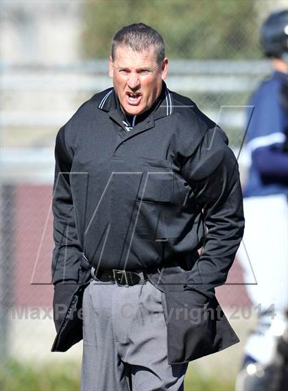 Thumbnail 2 in Valley View vs. Lone Star (Bells Tournament) photogallery.