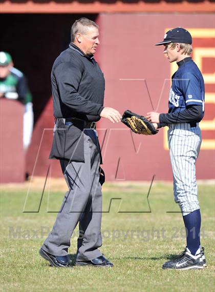 Thumbnail 3 in Valley View vs. Lone Star (Bells Tournament) photogallery.