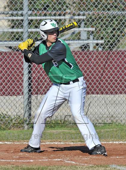 Thumbnail 3 in Valley View vs. Lone Star (Bells Tournament) photogallery.