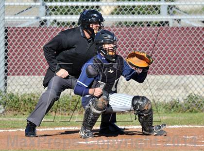 Thumbnail 1 in Valley View vs. Lone Star (Bells Tournament) photogallery.