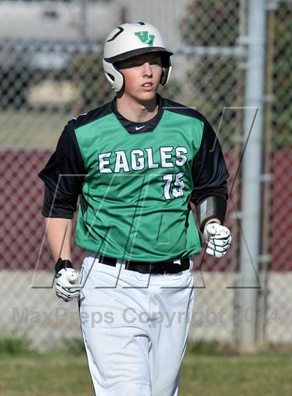Thumbnail 3 in Valley View vs. Lone Star (Bells Tournament) photogallery.