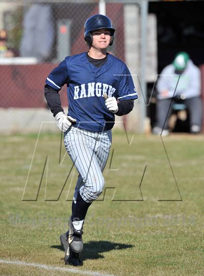 Thumbnail 3 in Valley View vs. Lone Star (Bells Tournament) photogallery.