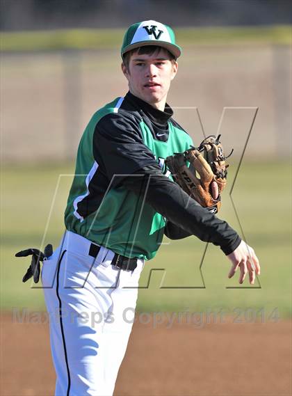 Thumbnail 3 in Valley View vs. Lone Star (Bells Tournament) photogallery.