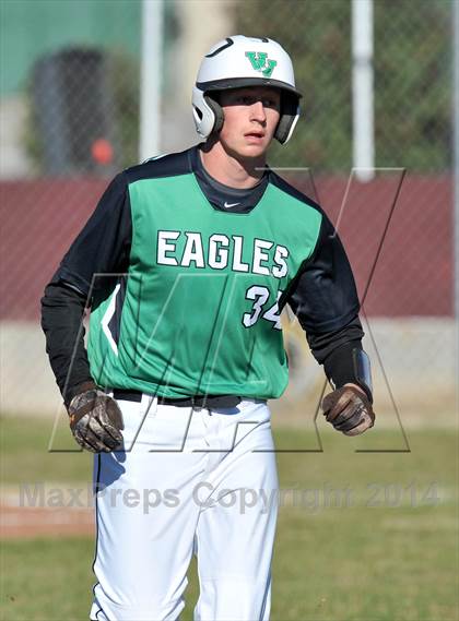 Thumbnail 2 in Valley View vs. Lone Star (Bells Tournament) photogallery.