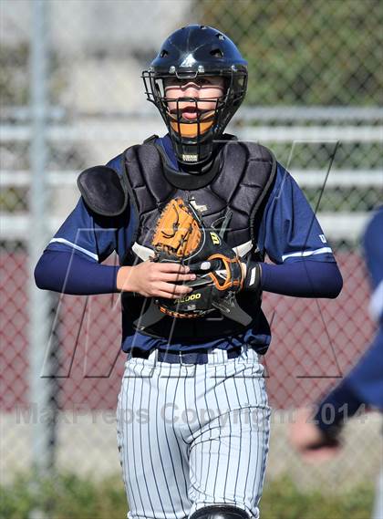 Thumbnail 3 in Valley View vs. Lone Star (Bells Tournament) photogallery.