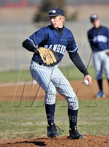 Thumbnail 2 in Valley View vs. Lone Star (Bells Tournament) photogallery.