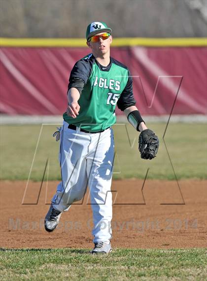 Thumbnail 2 in Valley View vs. Lone Star (Bells Tournament) photogallery.