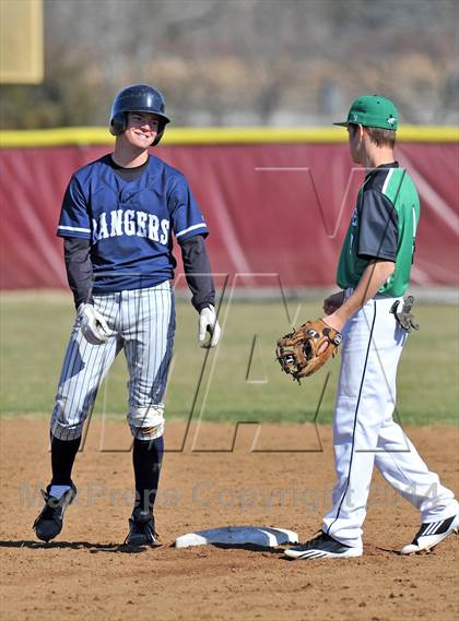 Thumbnail 3 in Valley View vs. Lone Star (Bells Tournament) photogallery.