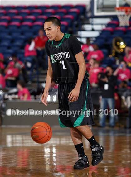 Thumbnail 3 in Kentwood vs Winter park (T-Mobile Invitational) photogallery.