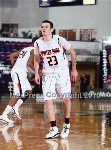 Thumbnail 3 in Kentwood vs Winter park (T-Mobile Invitational) photogallery.