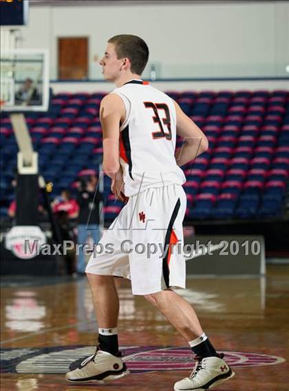Thumbnail 1 in Kentwood vs Winter park (T-Mobile Invitational) photogallery.
