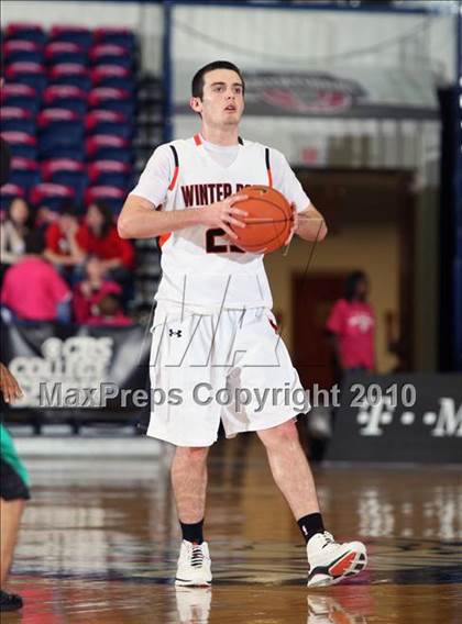 Thumbnail 1 in Kentwood vs Winter park (T-Mobile Invitational) photogallery.