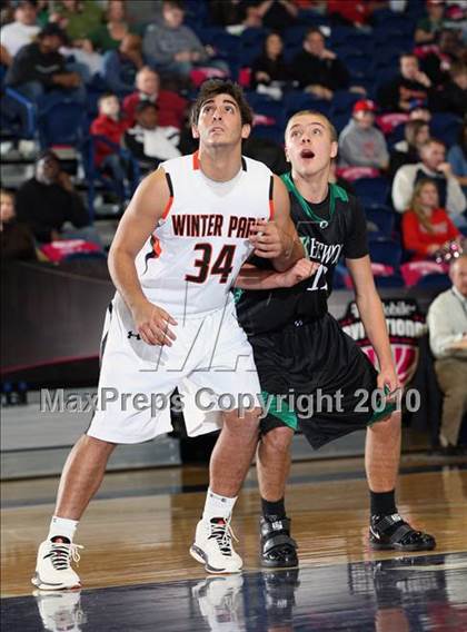Thumbnail 2 in Kentwood vs Winter park (T-Mobile Invitational) photogallery.