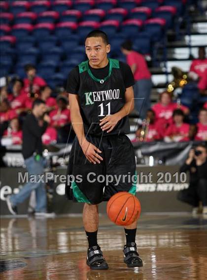 Thumbnail 1 in Kentwood vs Winter park (T-Mobile Invitational) photogallery.