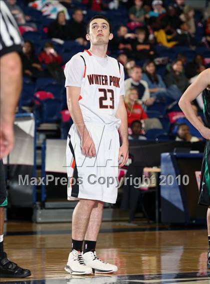 Thumbnail 3 in Kentwood vs Winter park (T-Mobile Invitational) photogallery.
