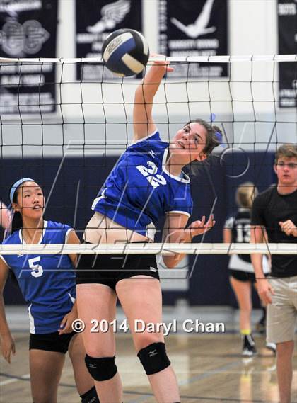 Thumbnail 3 in San Marino @ Flintridge Prep photogallery.